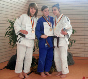 Mehr über den Artikel erfahren Süddeutsche Meisterschaft der Juniorinnen