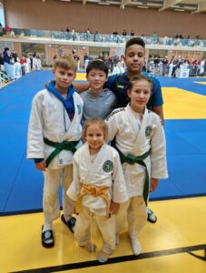 Mehr über den Artikel erfahren JSC Heidelberg Kids glänzen in der Schweiz