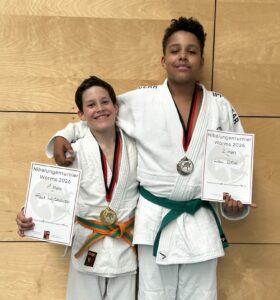 Mehr über den Artikel erfahren Erfolgreicher Auftritt unserer U15-Judoka beim Nibelungen-Turnier in Worms
