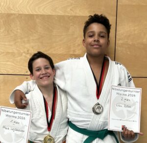 Mehr über den Artikel erfahren Erfolgreicher Auftritt unserer U15-Judoka beim Nibelungen-Turnier in Worms