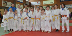 Mehr über den Artikel erfahren Schneemannturnier AK. U10/U12/U14