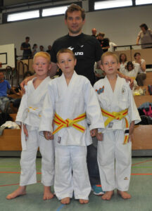 Mehr über den Artikel erfahren Weinstraßenturnier Ak. U10 in Bad Dürkheim