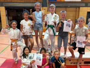 Mehr über den Artikel erfahren Viermal Gold und viermal Silber in Schwetzingen