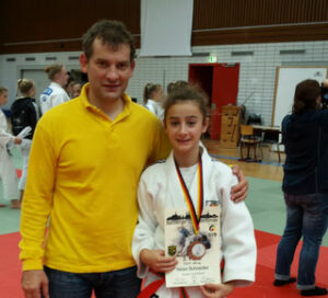 Mehr über den Artikel erfahren Helen Schneider gewinnt Bronze beim Sichtungsturnier des Deutschen Judobundes der Altersklasse U17